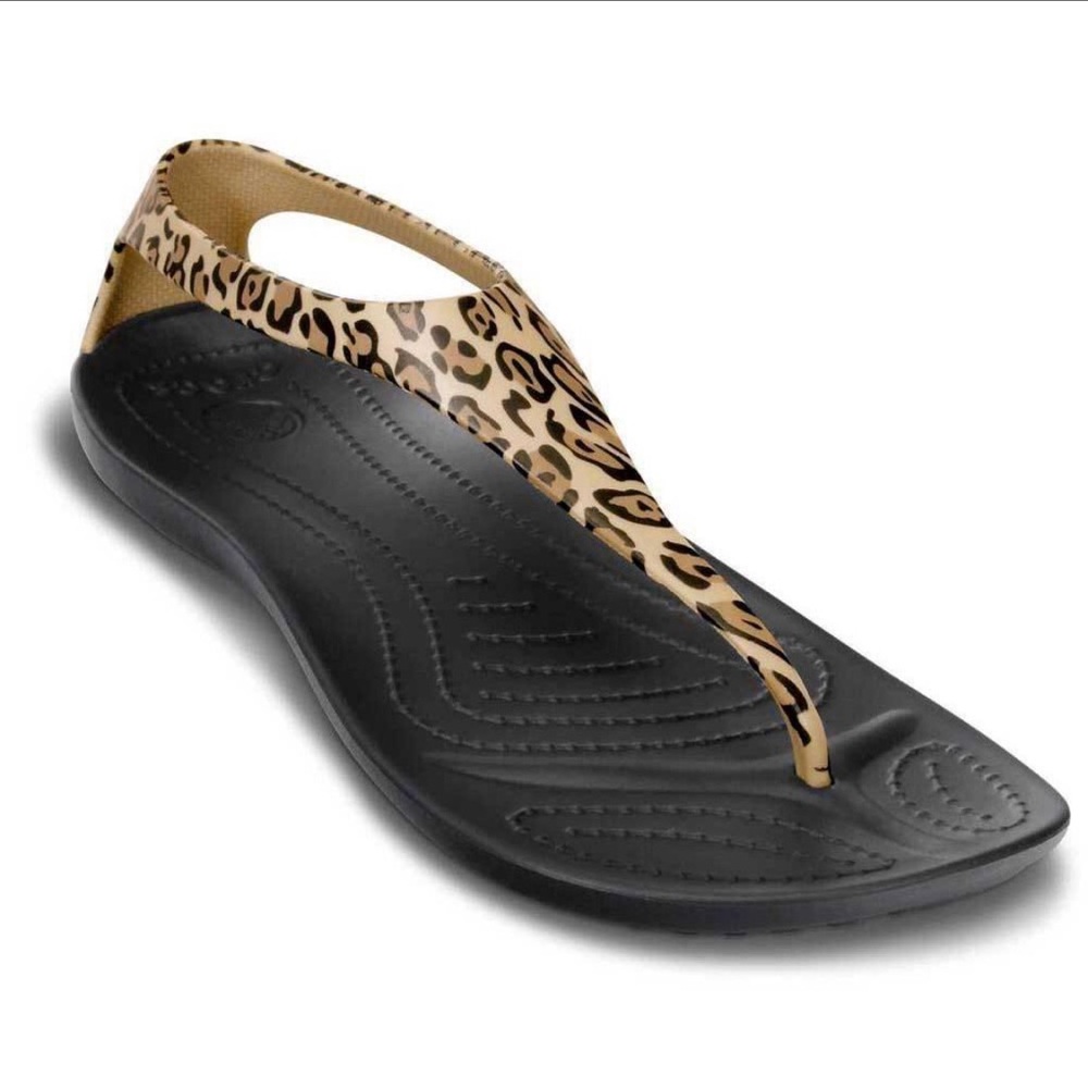 •SOLD• Crocs Sophisticated Sexi Flip Flop in Wild - Picture 8 of 8